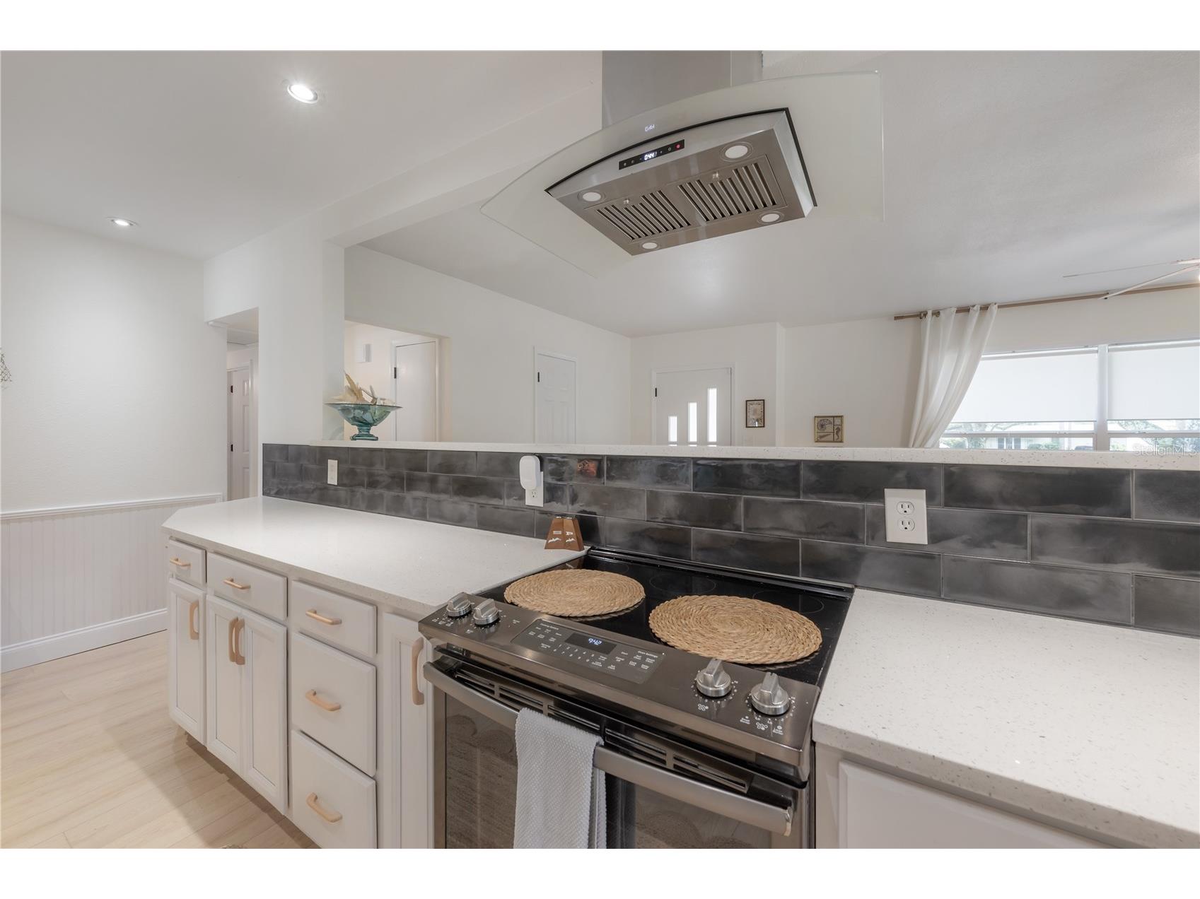 1304 W Bogie Drive Tampa FL 33612 TB8491148 image8