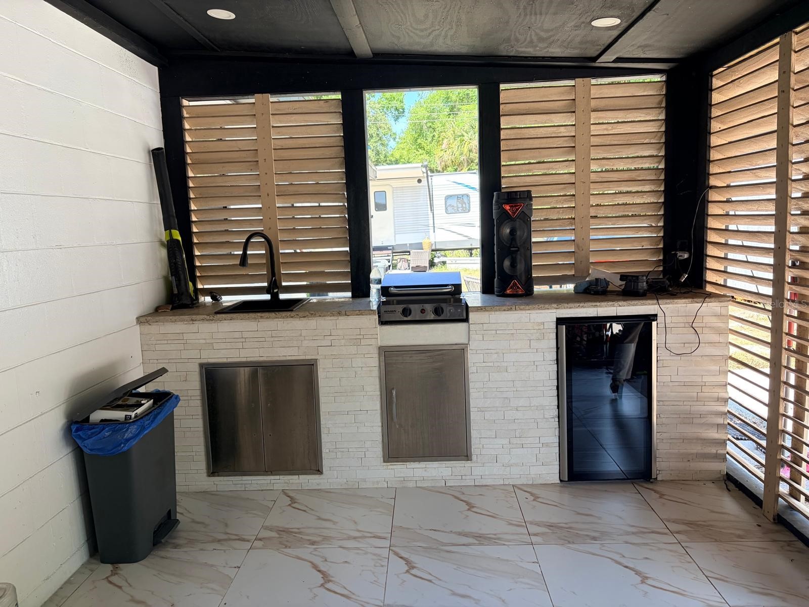 1304 Windsor Way Tampa FL 33619 TB8503414 image3