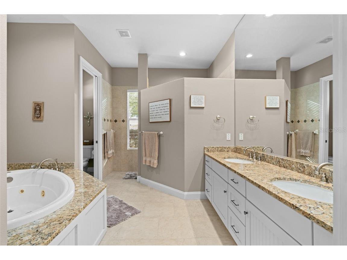 13041 SE 158th Lane Weirsdale FL 32195 - LAKE WEIR OM692332 image31