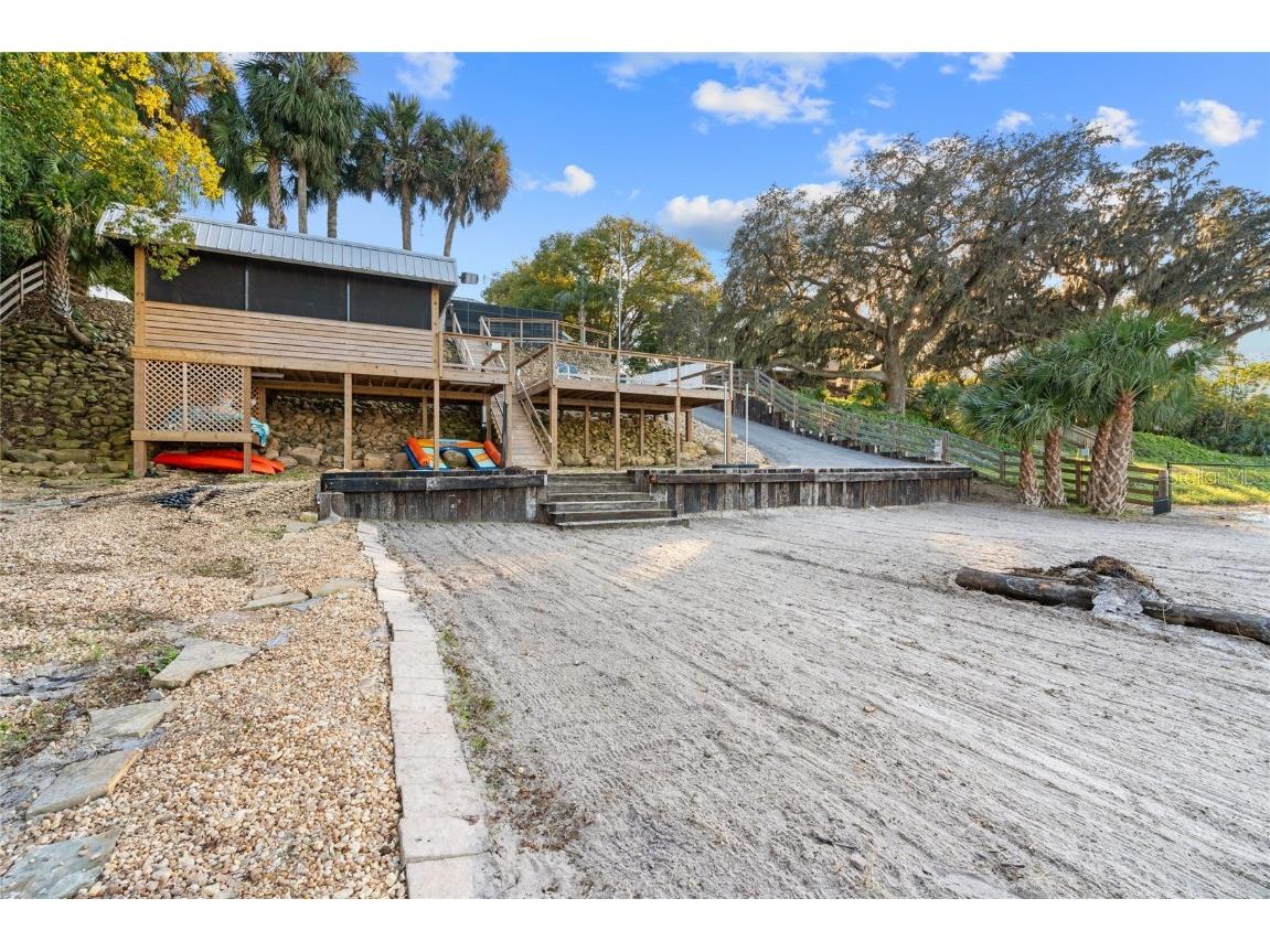 13041 SE 158th Lane Weirsdale FL 32195 - LAKE WEIR OM692332 image52