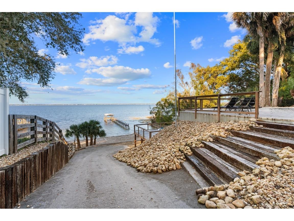 13041 SE 158th Lane Weirsdale FL 32195 - LAKE WEIR OM692332 image55