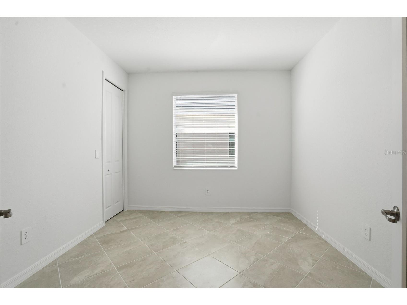 13044 Tulum Loop Venice FL 34293 TB8467762 image7