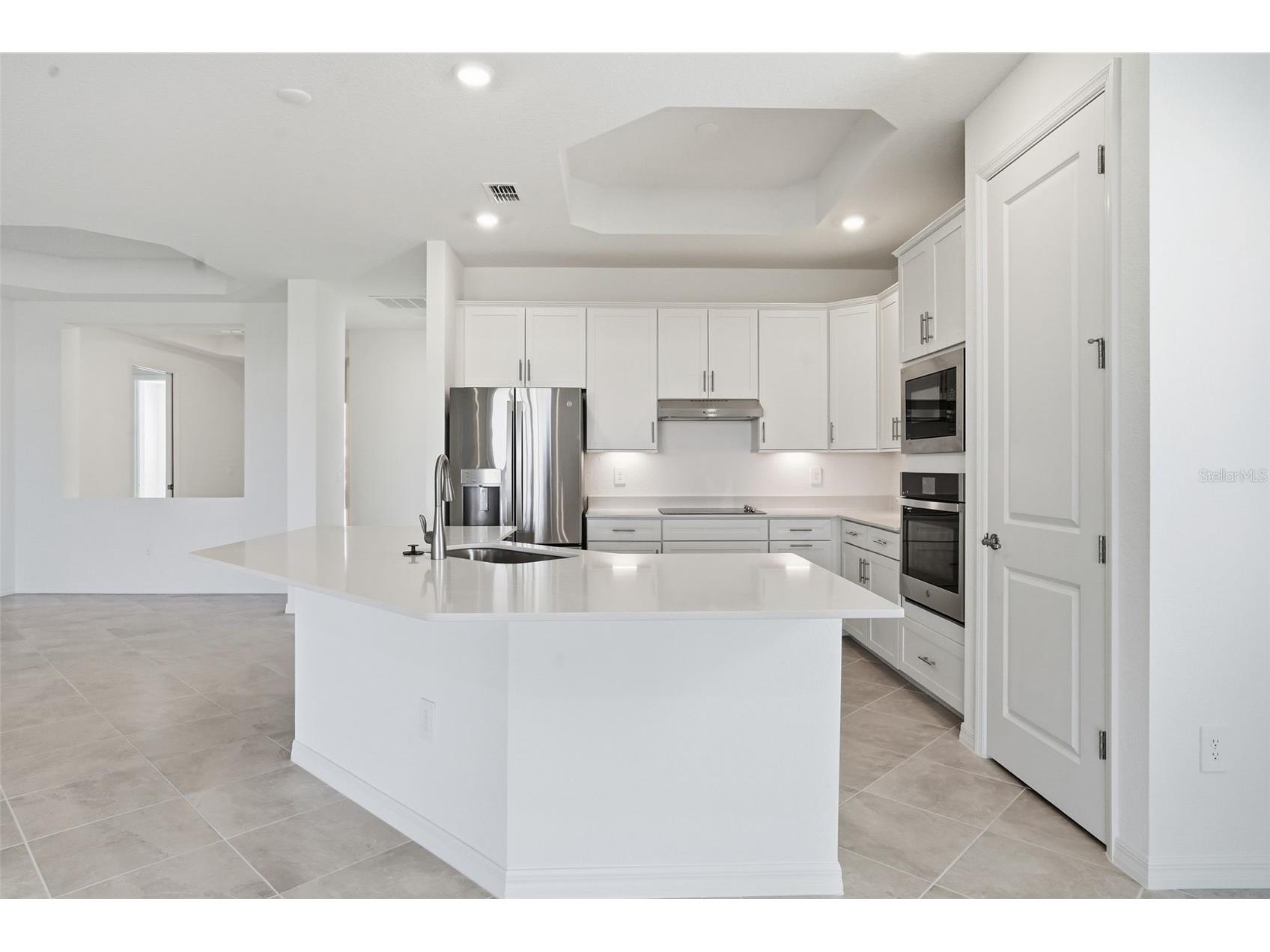 13044 Tulum Loop Venice FL 34293 TB8467762 image9