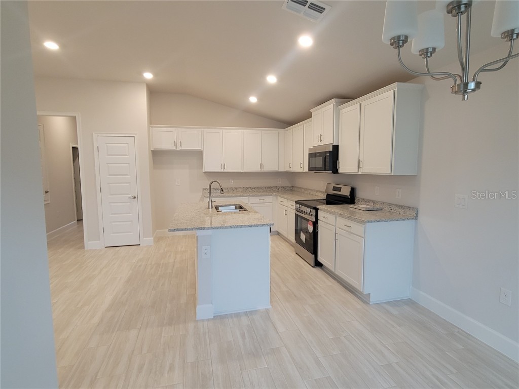 13046 Kent Bradley Street Dade City FL 33525 TB8432096 image10