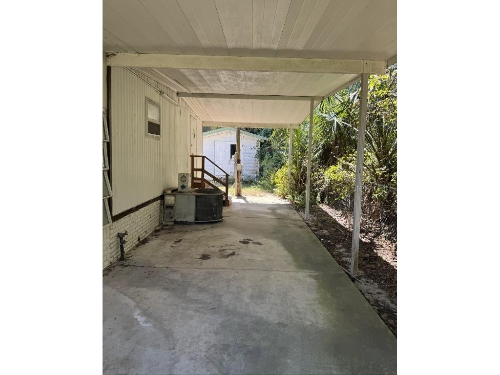 13046 SE 102nd Terrace Ocklawaha FL 32179 OM710357 image6