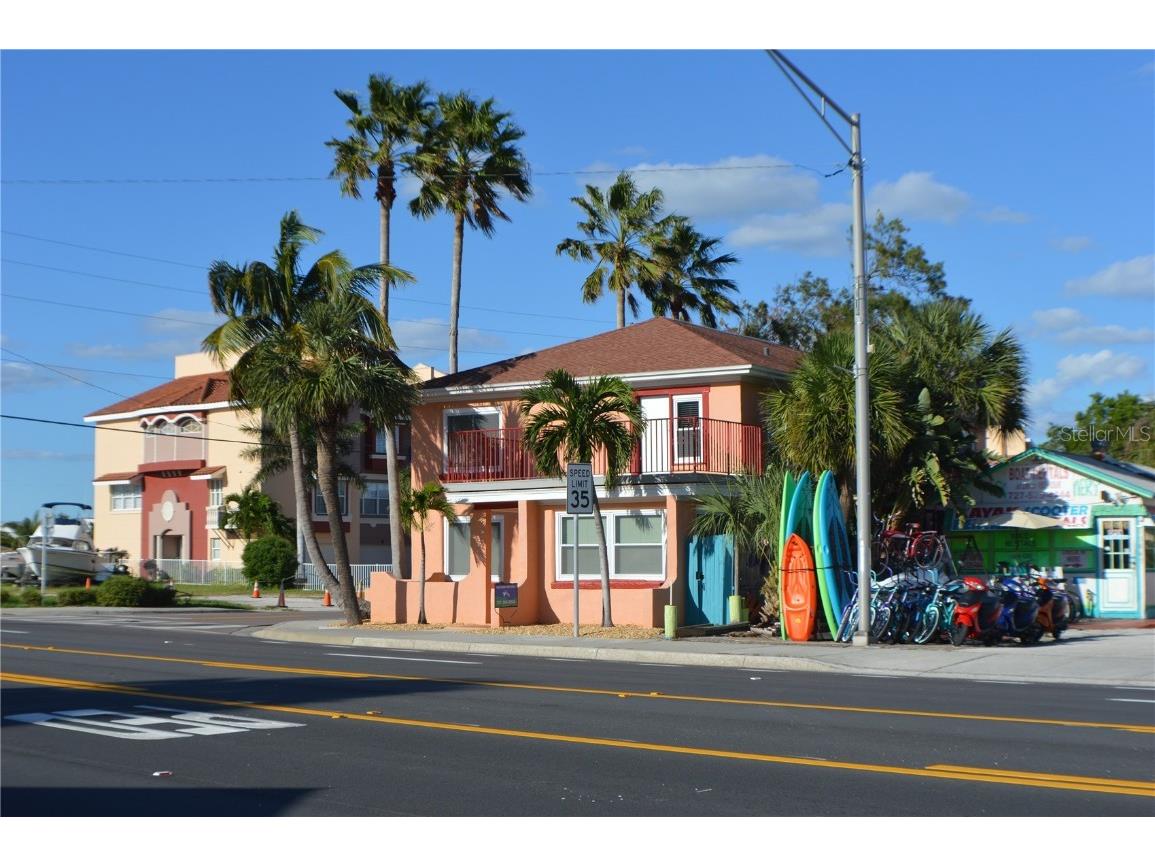 13047 Gulf Boulevard #2 Madeira Beach FL 33708 TB8387139 image1