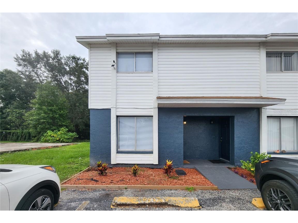 13048 N 20th Street Tampa FL 33612 T3512085 image1
