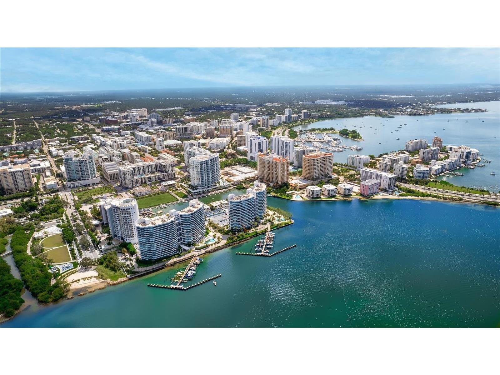 1305 4th Street #201I Sarasota FL 34236 A4681478 image8