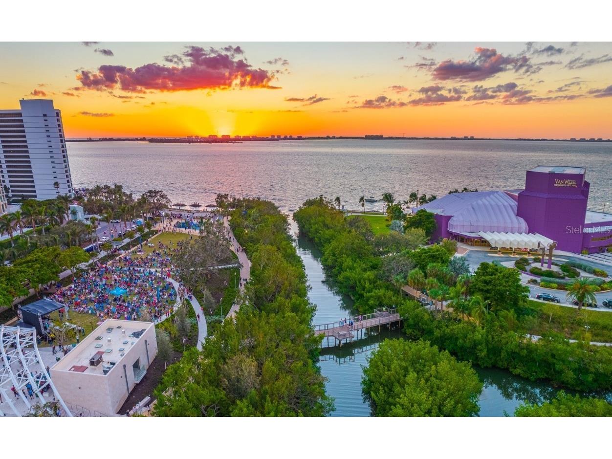 1305 4th Street #403B Sarasota FL 34236 A4637429 image10