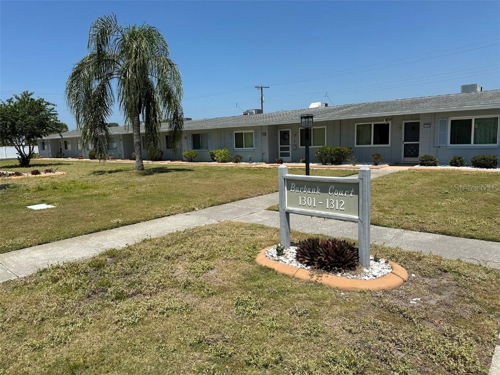 1305 Burbank Court Sun City Center FL 33573 TB8338309 image1