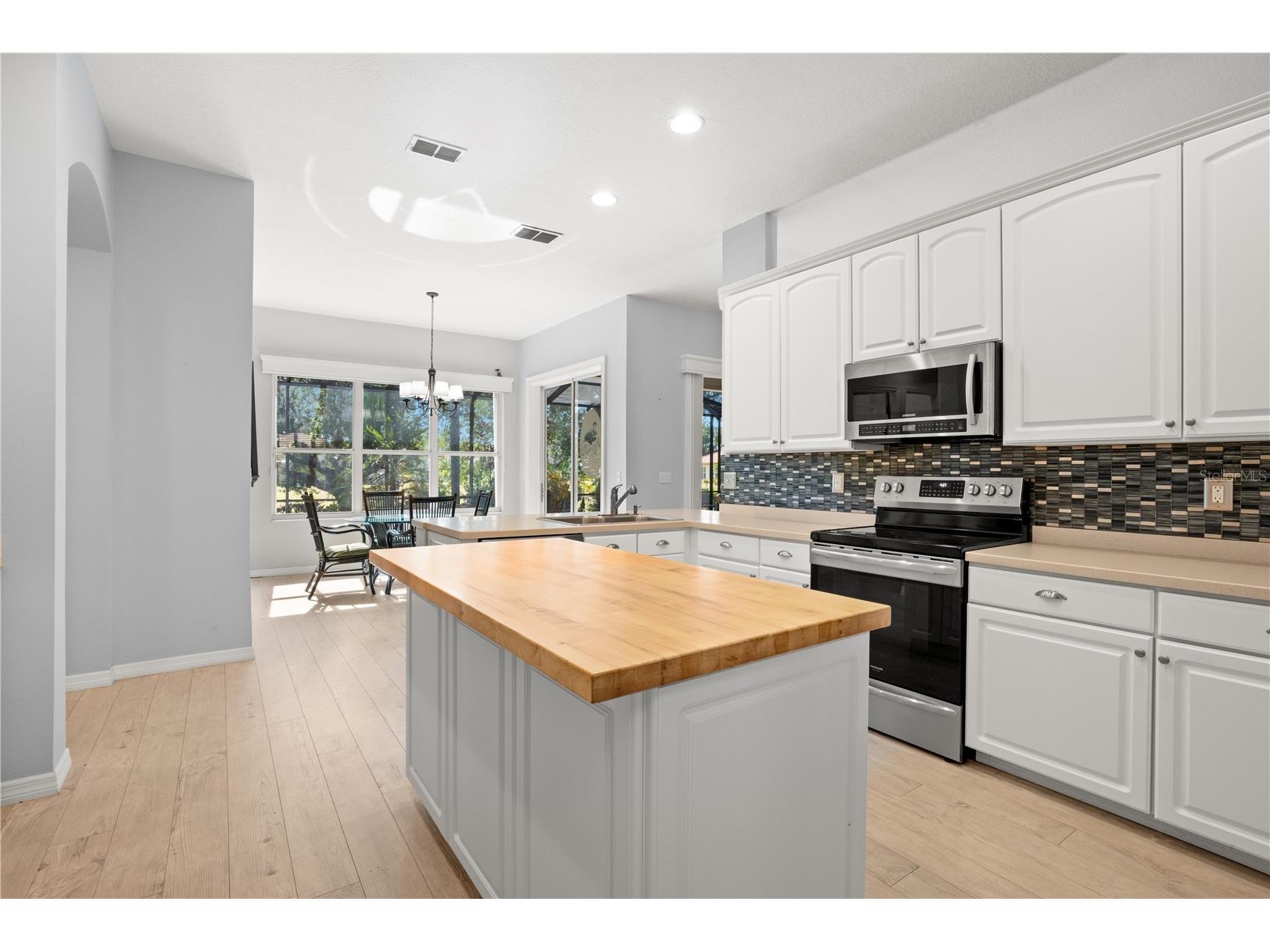 1305 Crystal Greens Drive Sun City Center FL 33573 TB8509843 image17