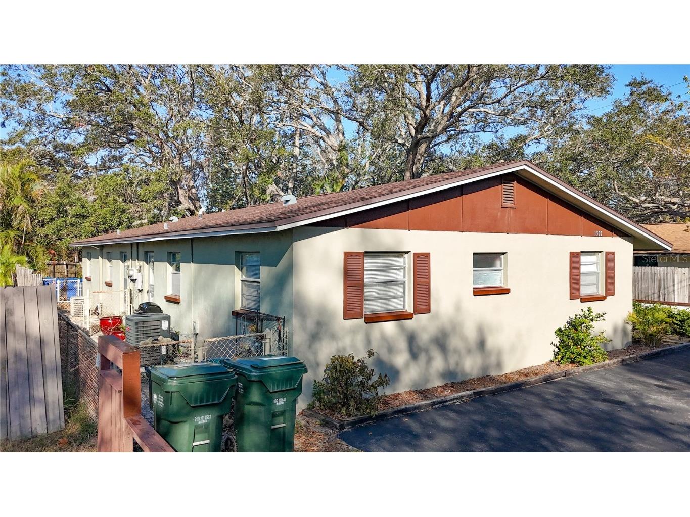 1305 Delbar Court Largo FL 33770 TB8357003 image1