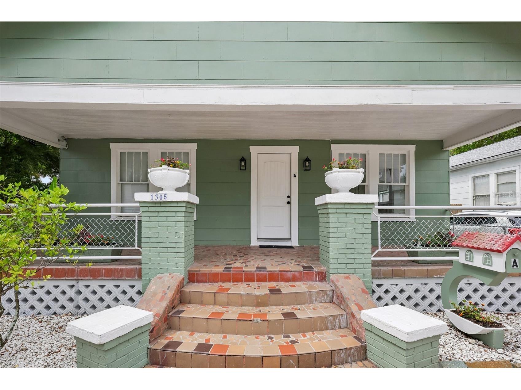 1305 E 17th Avenue Tampa FL 33605 TB8518297 image2