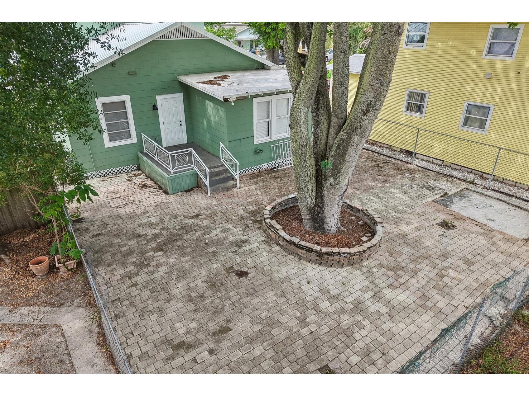 1305 E 17th Avenue Tampa FL 33605 TB8518297 image52