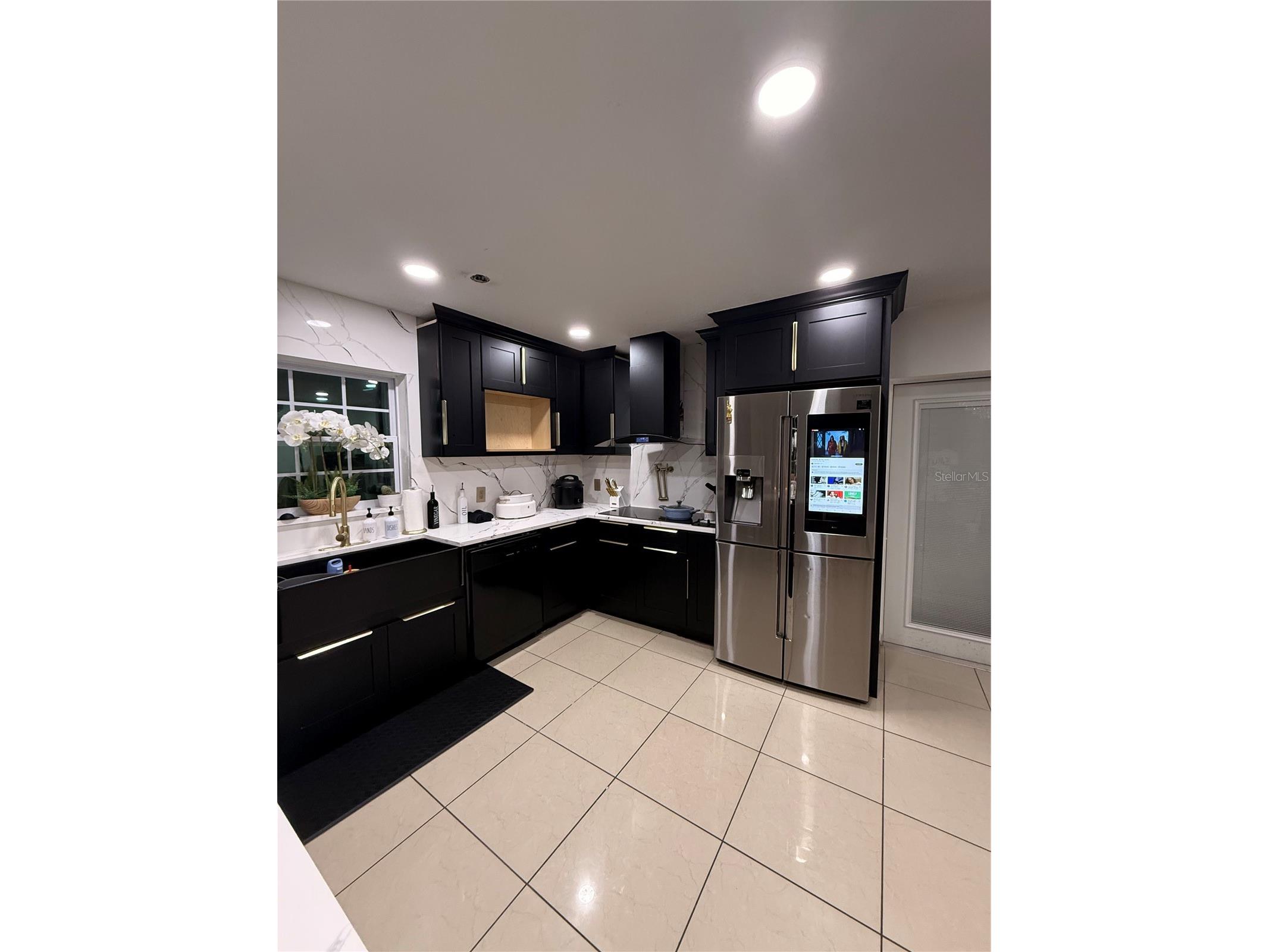 1305 E Louise Avenue Tampa FL 33603 - RAGGAN LAKE TB8488630 image2