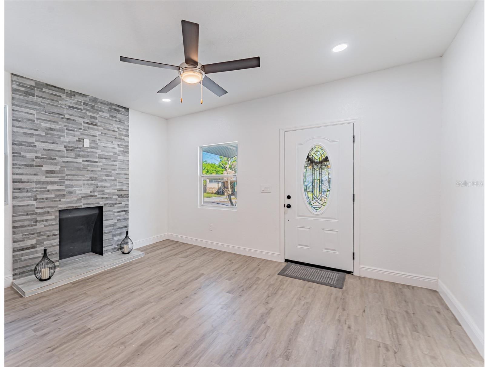 1305 E Osborne Avenue Tampa FL 33603 TB8481457 image10