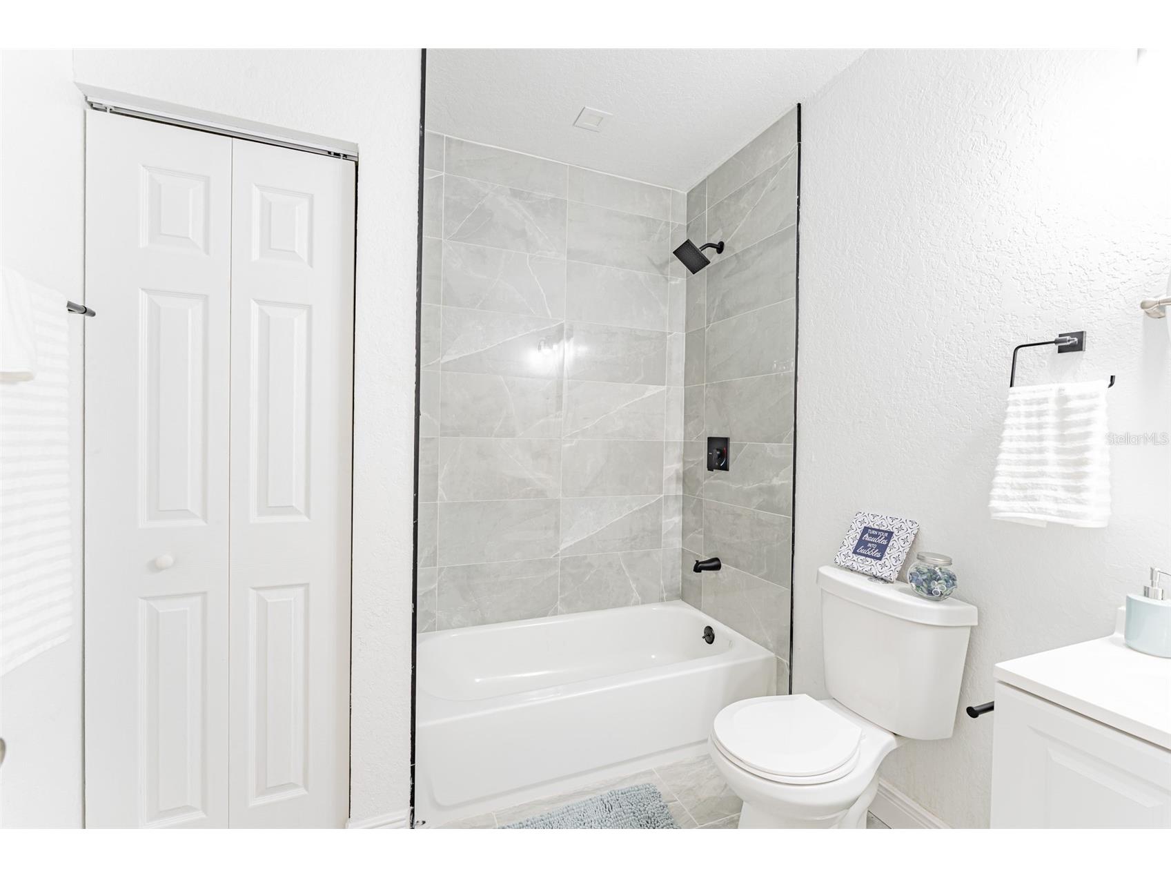 1305 E Osborne Avenue Tampa FL 33603 TB8481457 image26