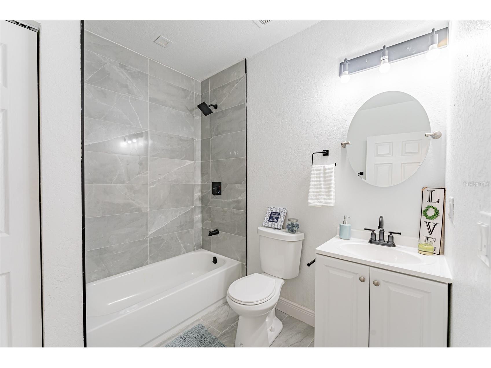 1305 E Osborne Avenue Tampa FL 33603 TB8481457 image7