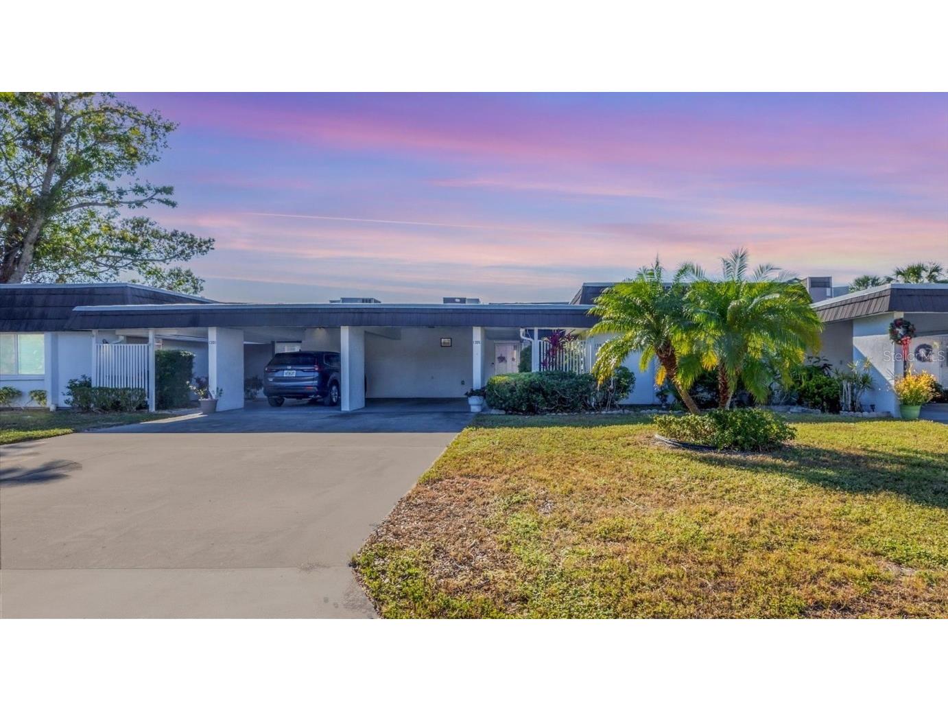 1305 Glen Oaks Drive E #130 Sarasota FL 34232 A4632964 image1