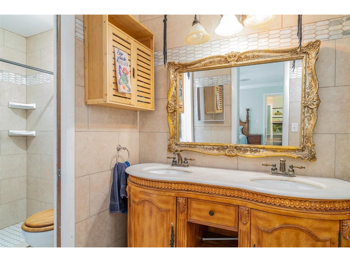 1305 Greenfield Circle Venice FL 34292 TB8375264 image18