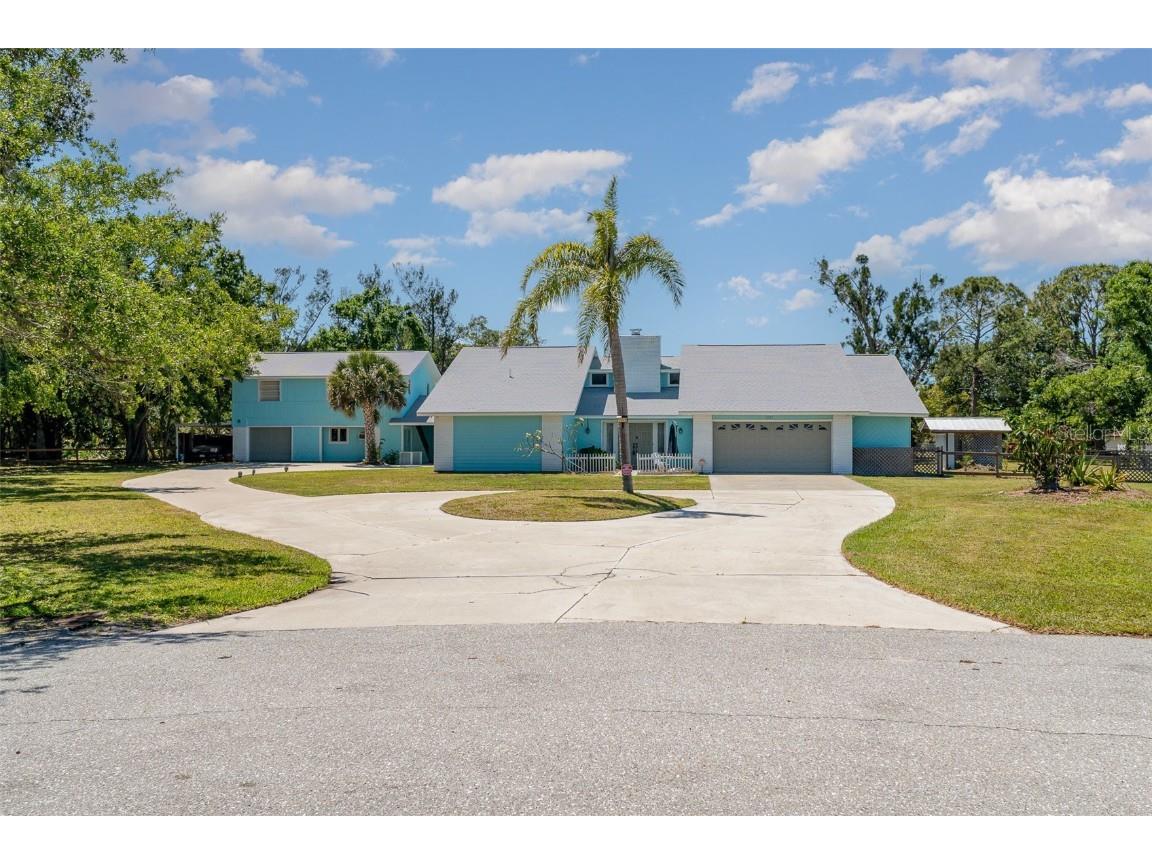 1305 Greenfield Circle Venice FL 34292 TB8375264 image36