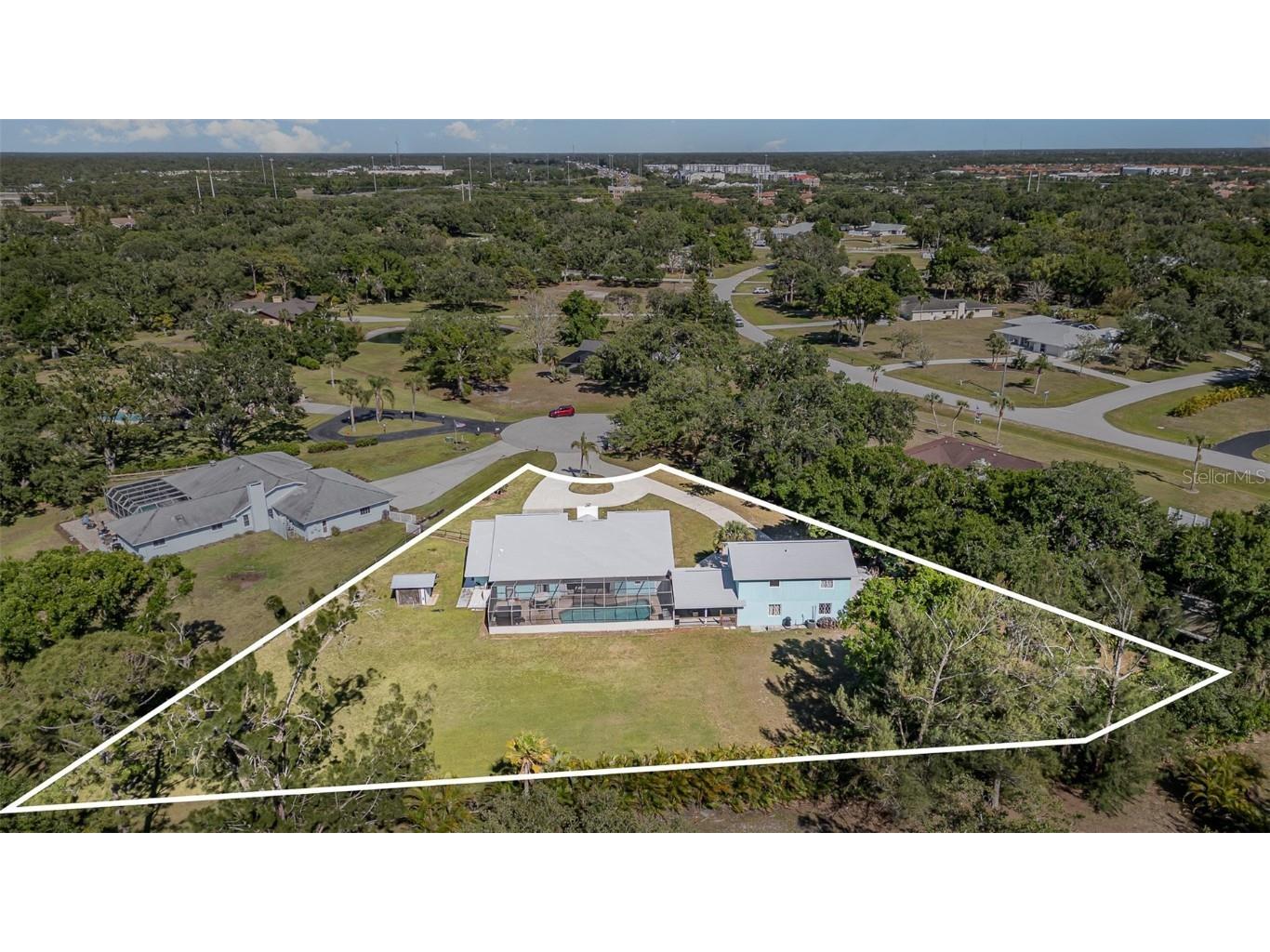 1305 Greenfield Circle Venice FL 34292 TB8375264 image39