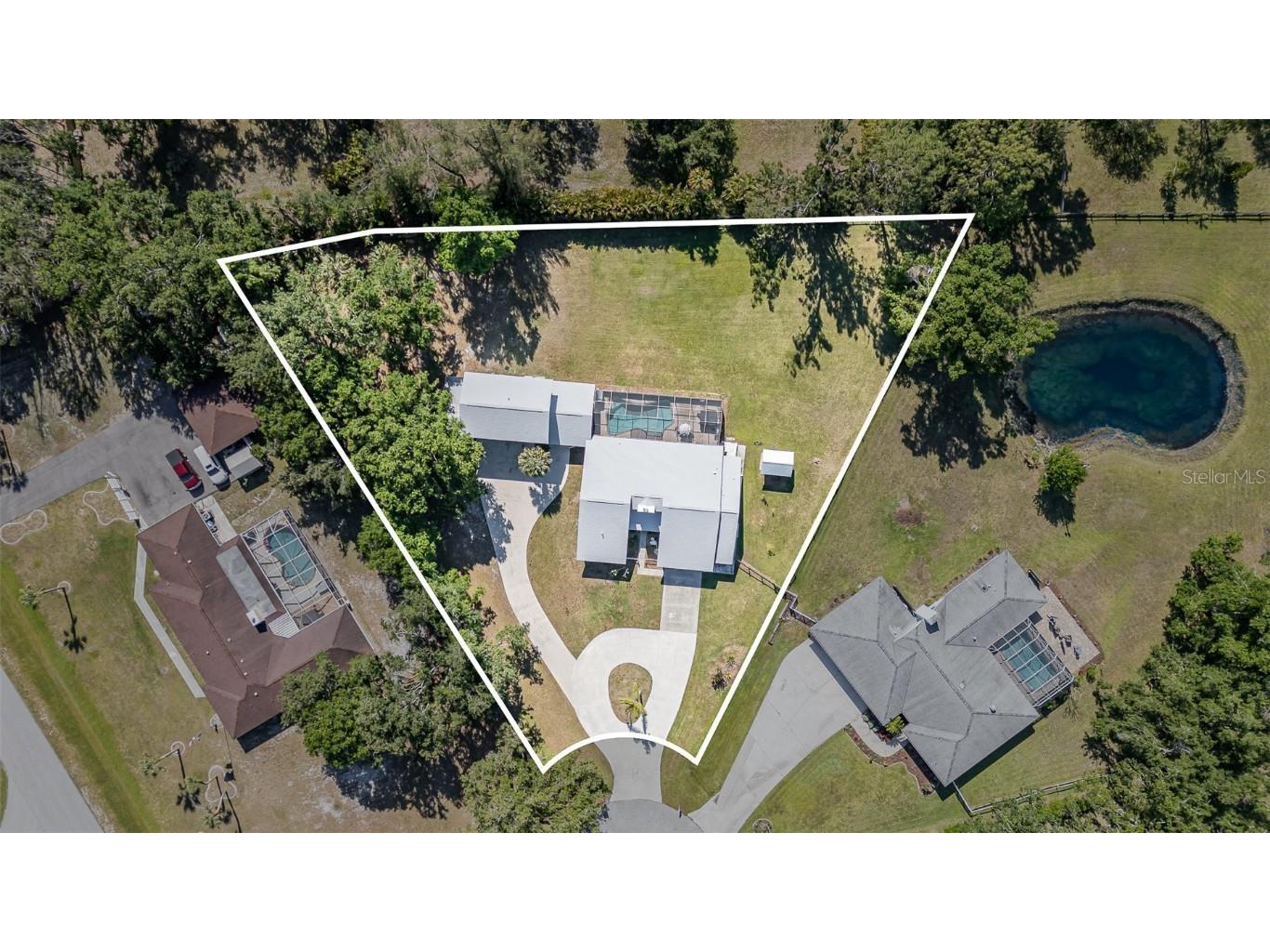 1305 Greenfield Circle Venice FL 34292 TB8375264 image4