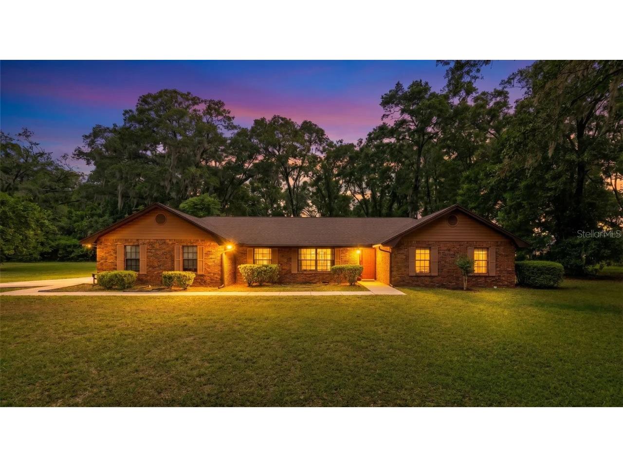 1305 Greenland Trace Deland FL 32720 V4948766 image1