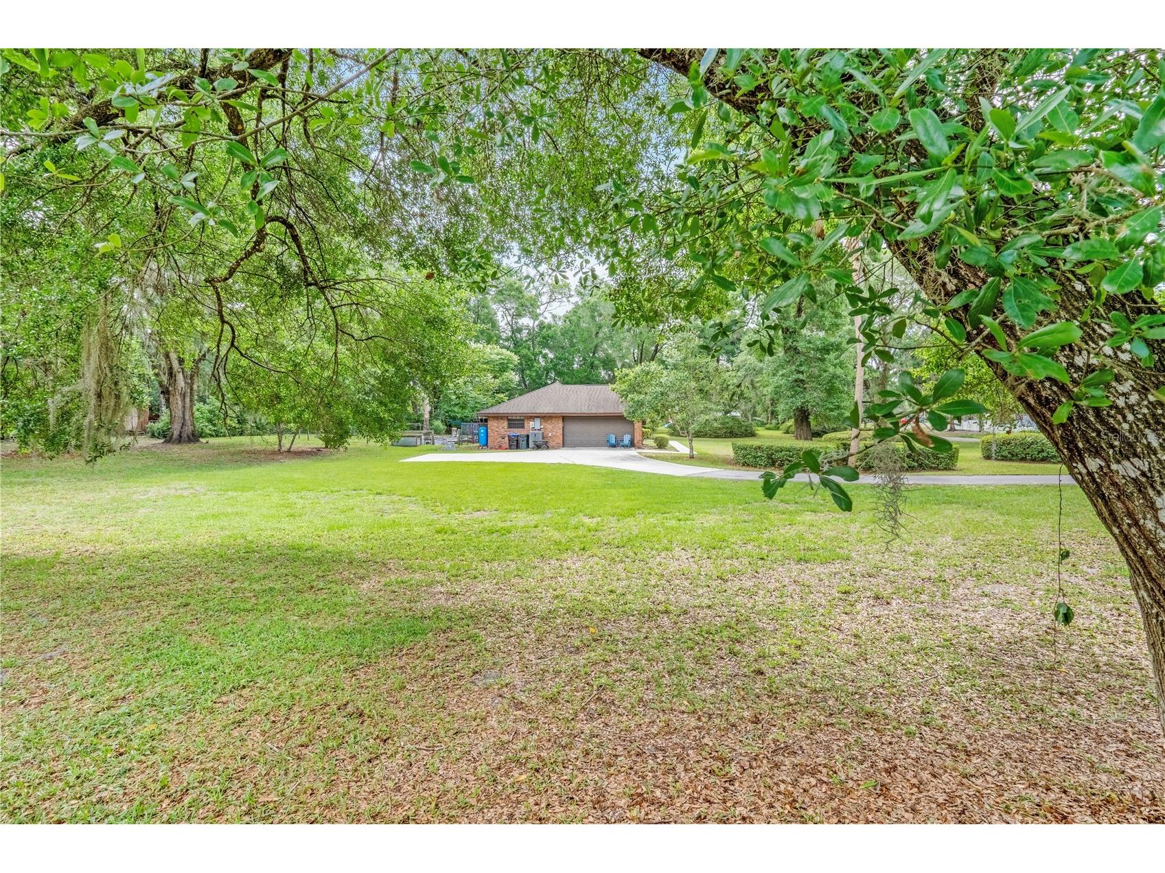 1305 Greenland Trace Deland FL 32720 V4948766 image6