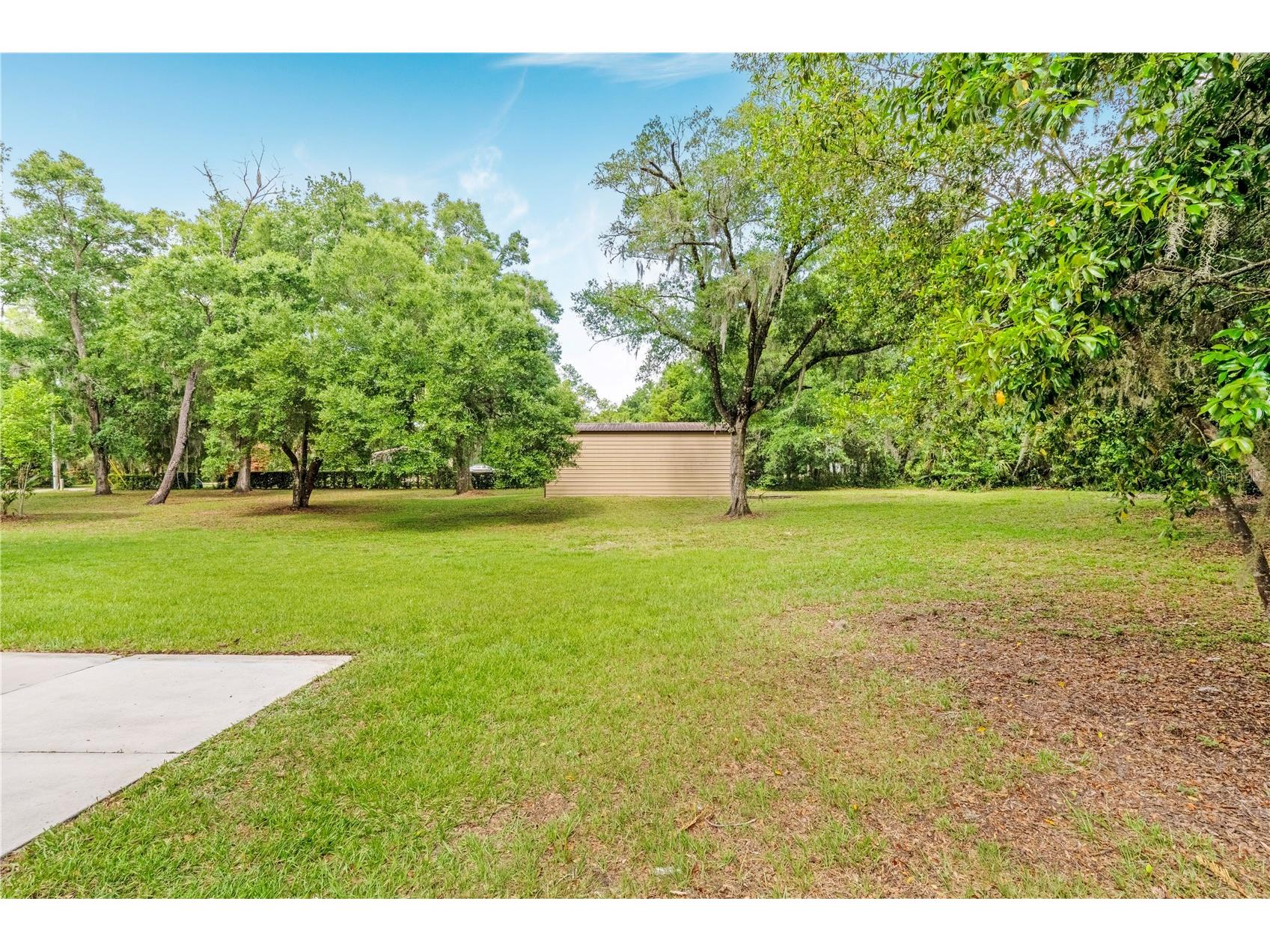 1305 Greenland Trace Deland FL 32720 V4948766 image8