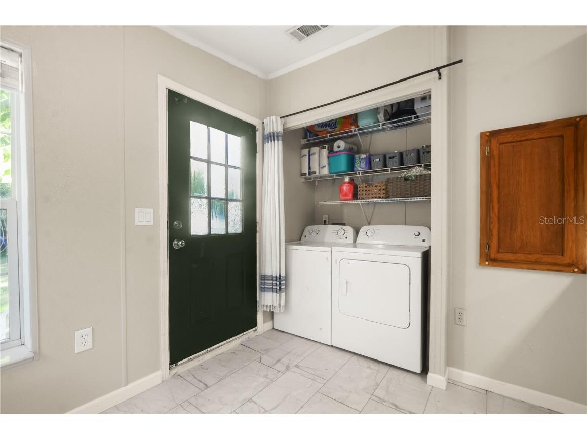 1305 Groveland Avenue Orlando FL 32806 O6355831 image12