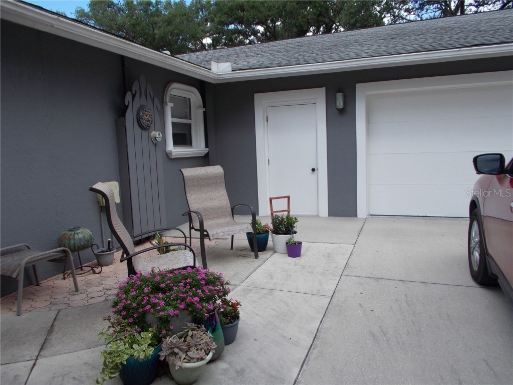 1305 Guilford Drive Venice FL 34292 N6126313 image1