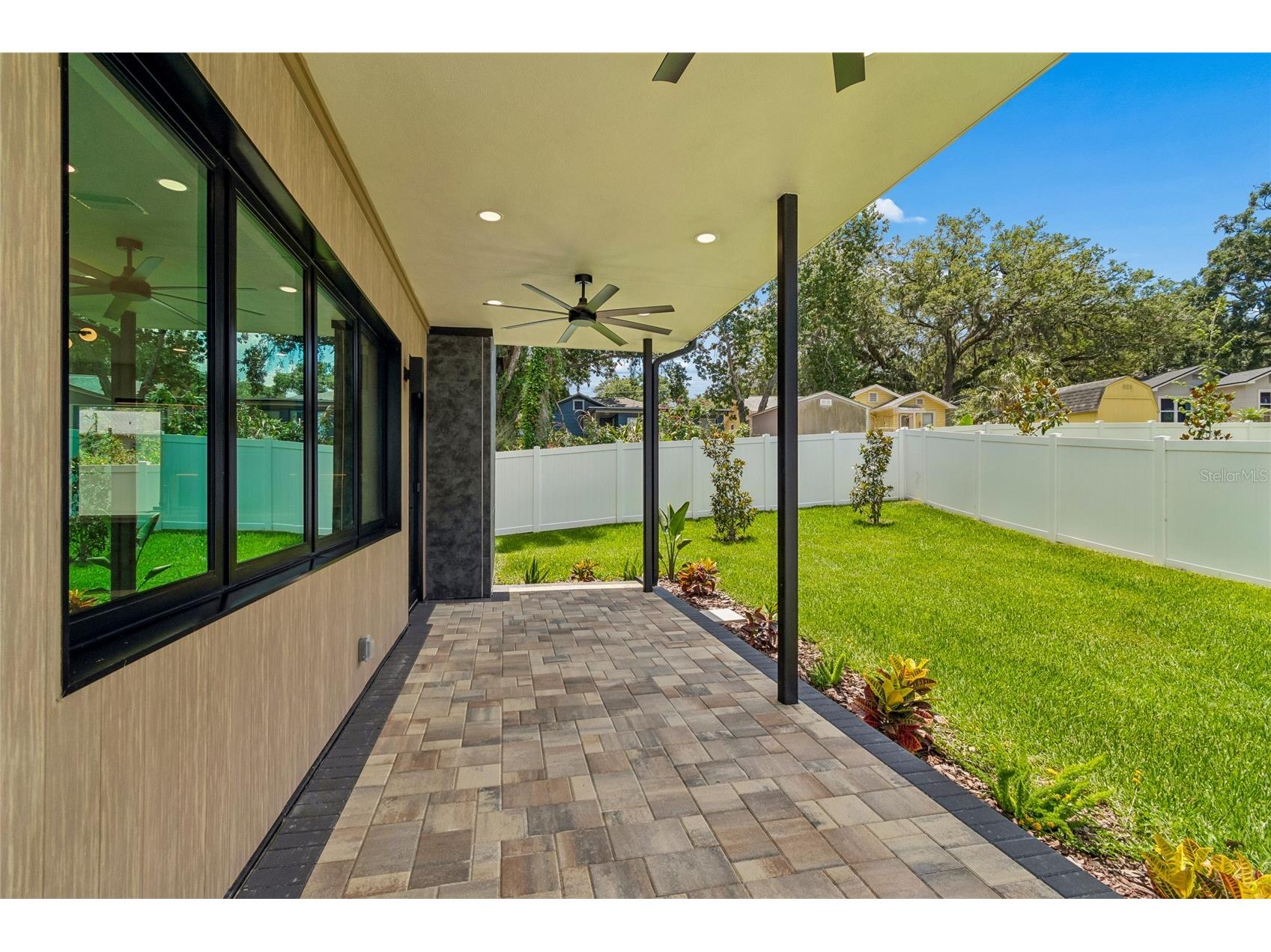 1305 Hilton Place Tampa FL 33604 TB8476383 image14