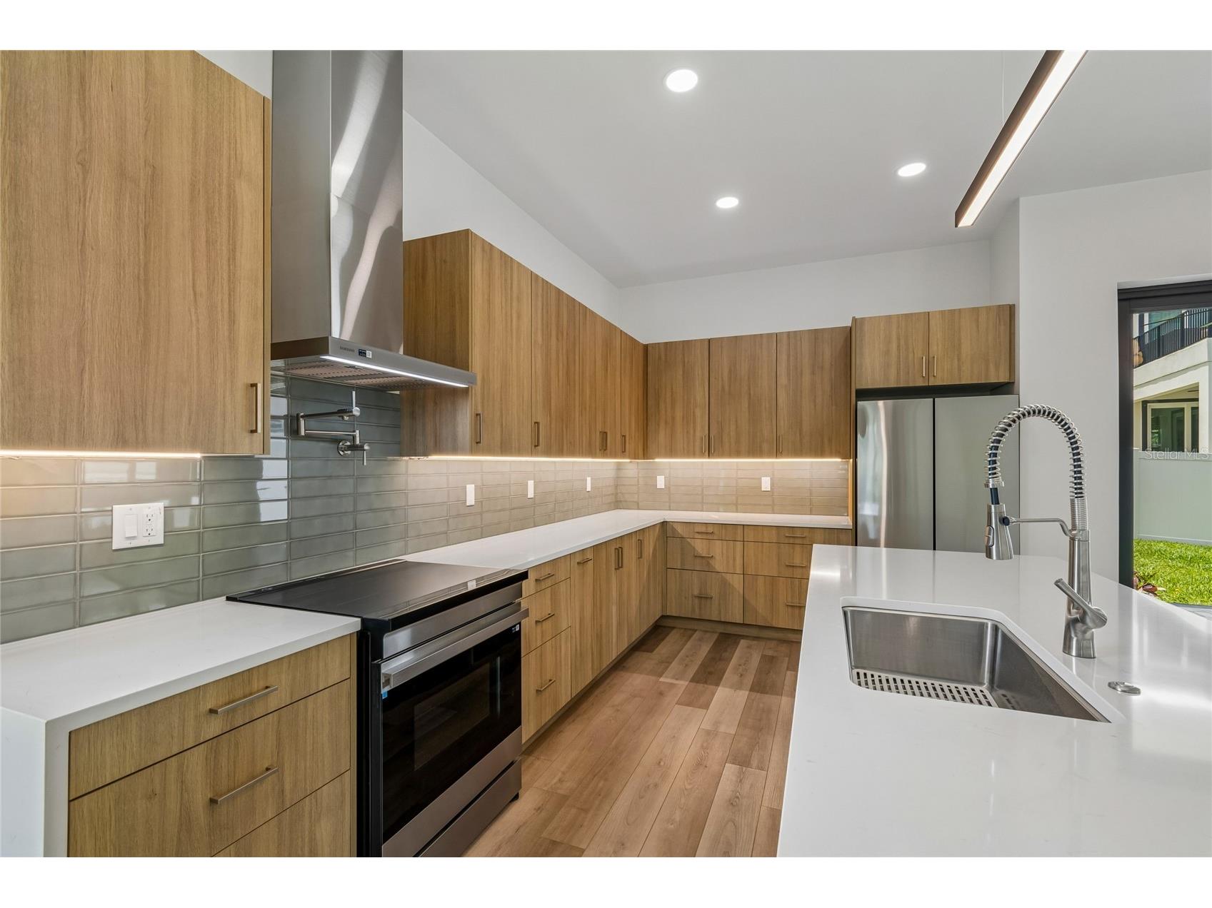 1305 Hilton Place Tampa FL 33604 TB8476383 image35