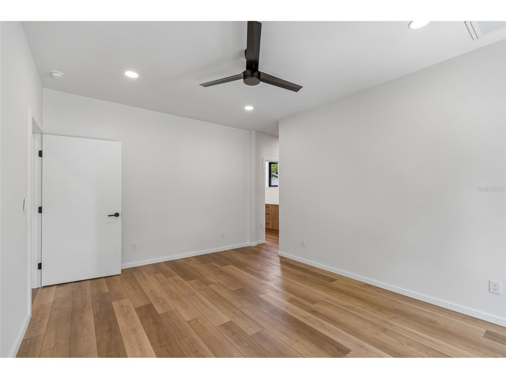 1305 Hilton Place Tampa FL 33604 TB8476383 image48