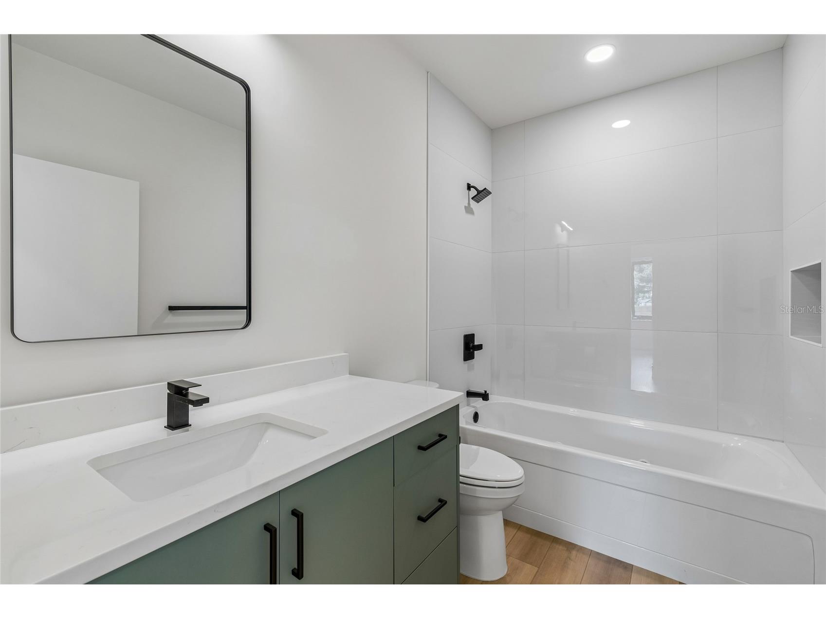 1305 Hilton Place Tampa FL 33604 TB8476383 image60