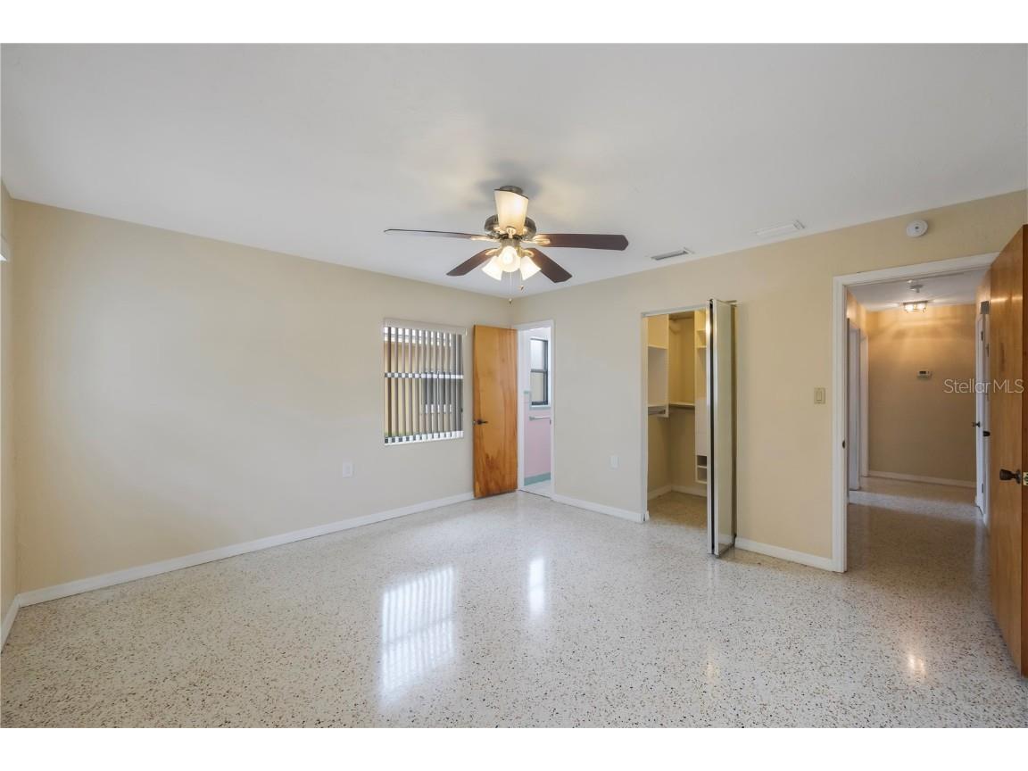 1305 Marion Drive S Saint Petersburg FL 33707 TB8393532 image21