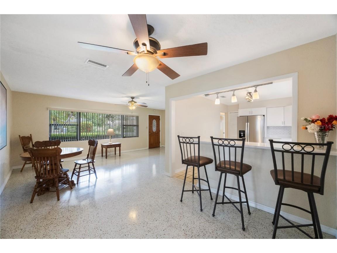 1305 Marion Drive S Saint Petersburg FL 33707 TB8393532 image7