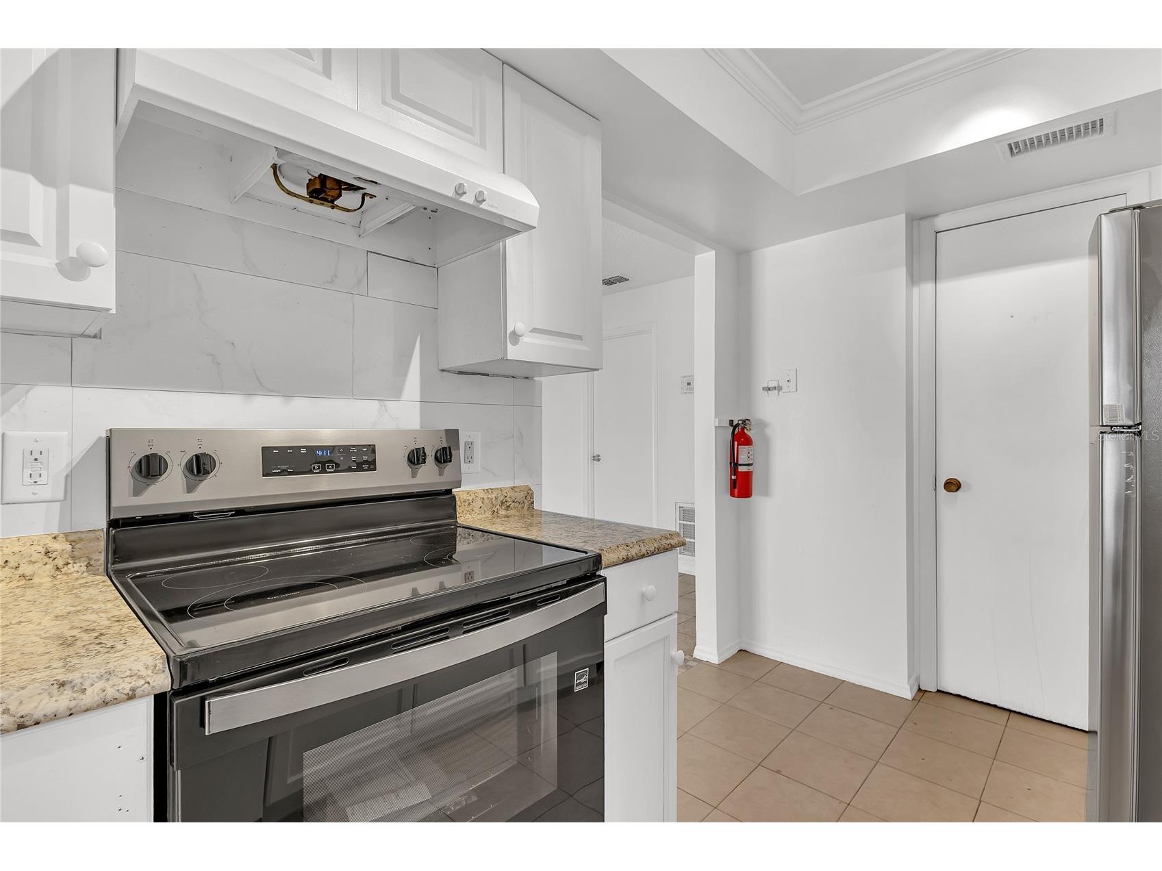 1305 Mill Creek Place Kissimmee FL 34744 S5130785 image18