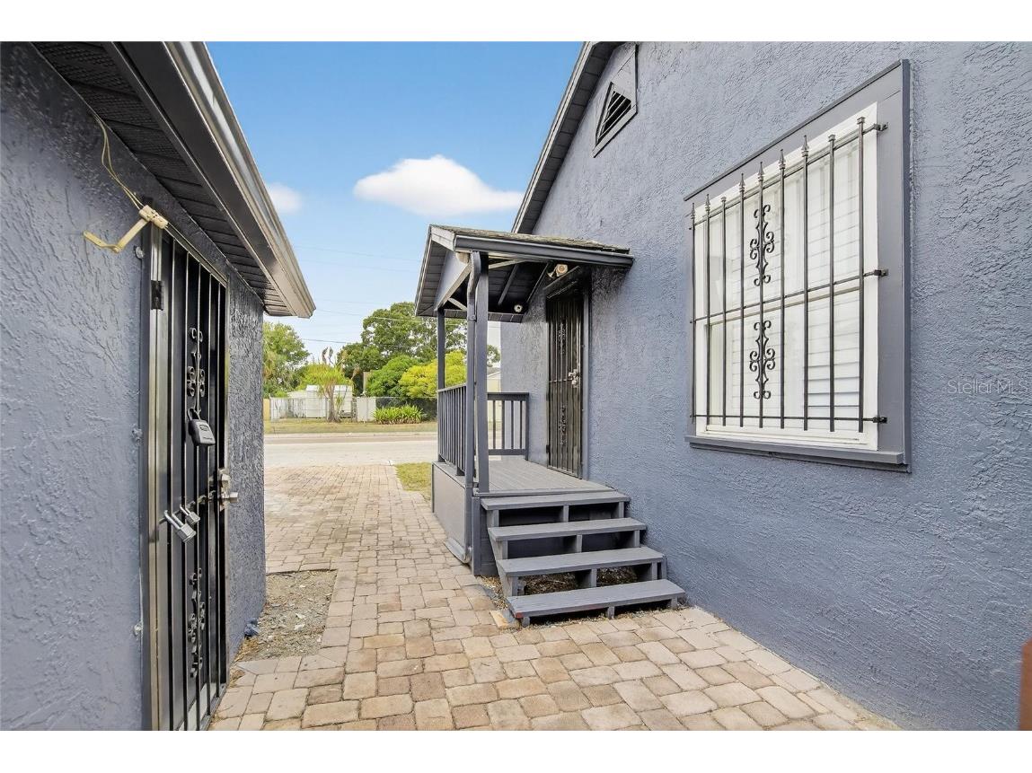1305 N Armenia Avenue Tampa FL 33607 TB8455271 image13