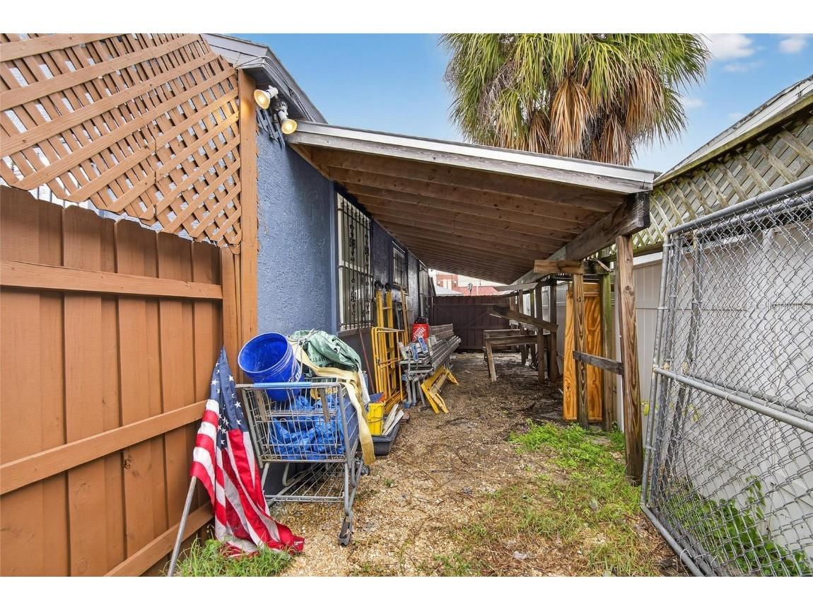 1305 N Armenia Avenue Tampa FL 33607 TB8455271 image19