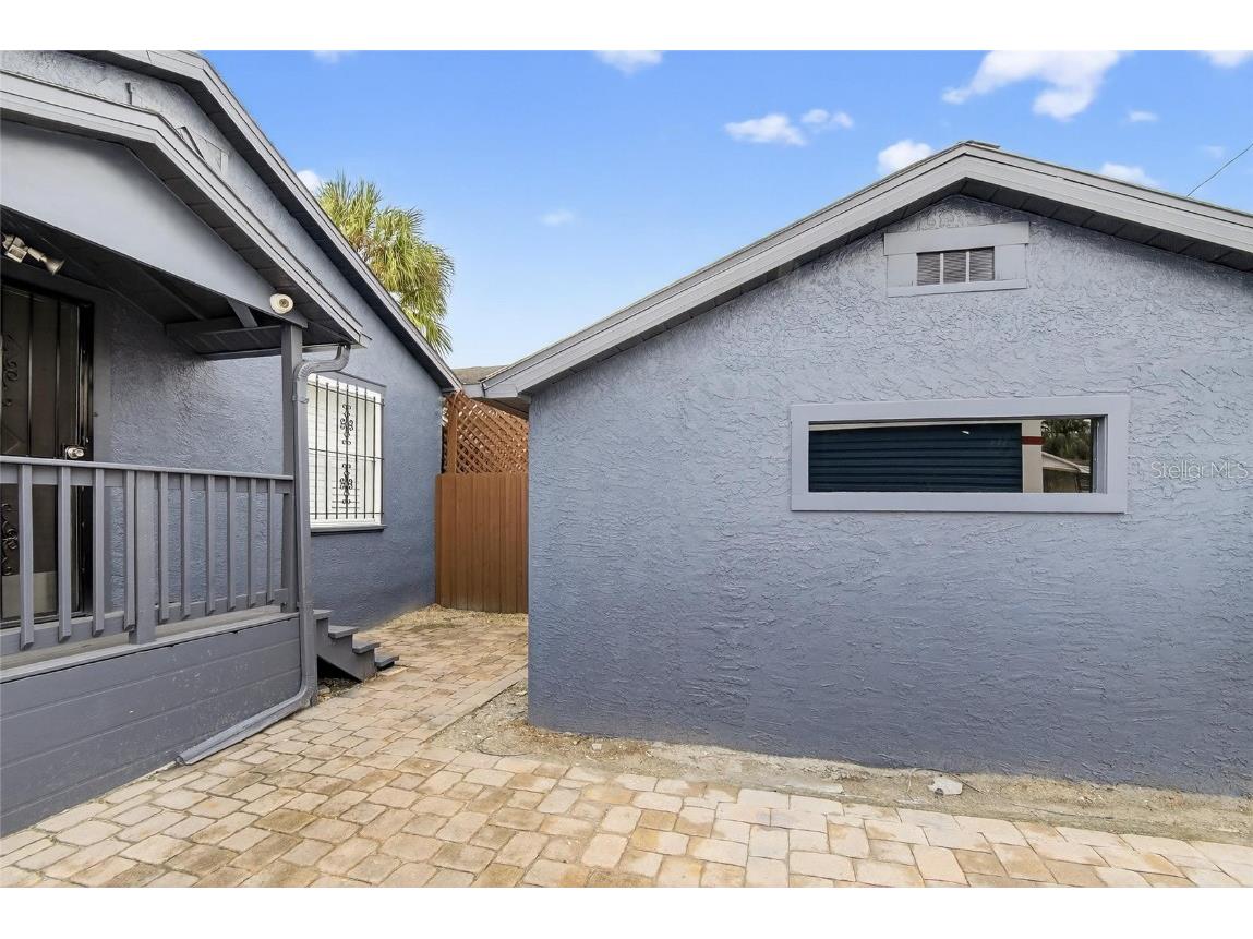 1305 N Armenia Avenue Tampa FL 33607 TB8455286 image17