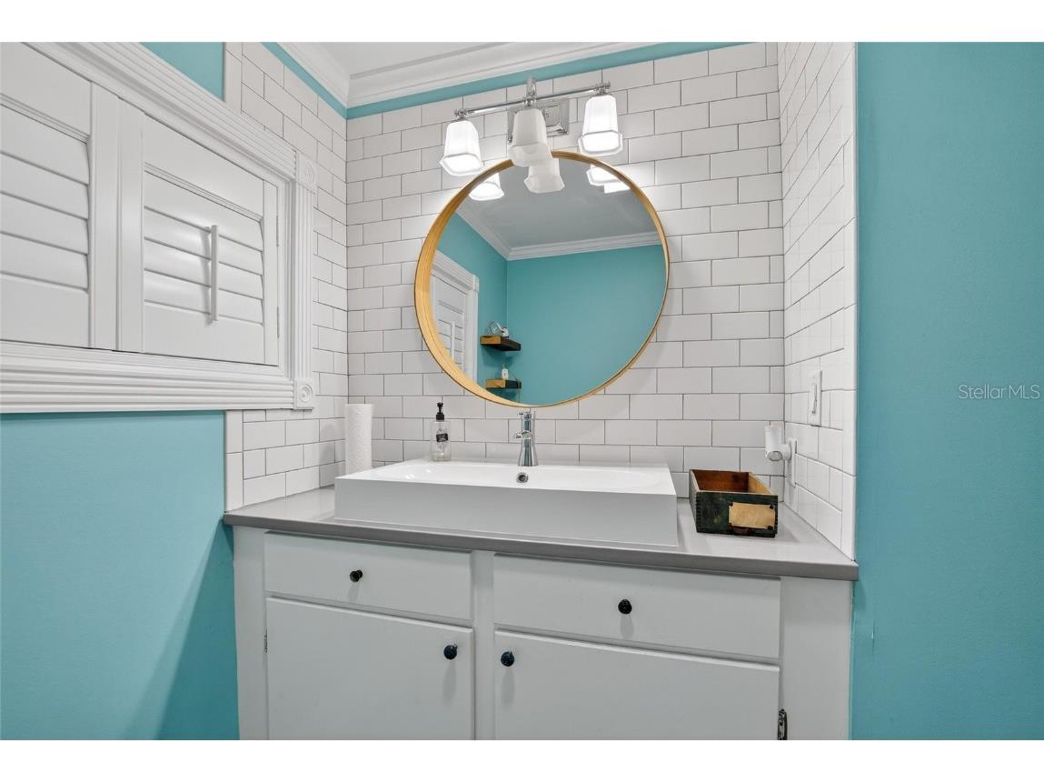 1305 N Armenia Avenue Tampa FL 33607 TB8455286 image7