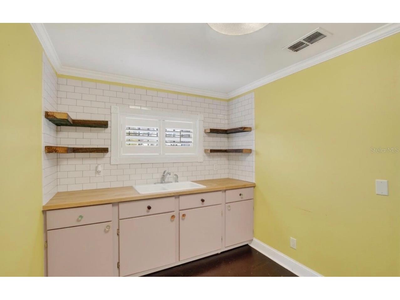 1305 N Armenia Avenue Tampa FL 33607 TB8501445 image11