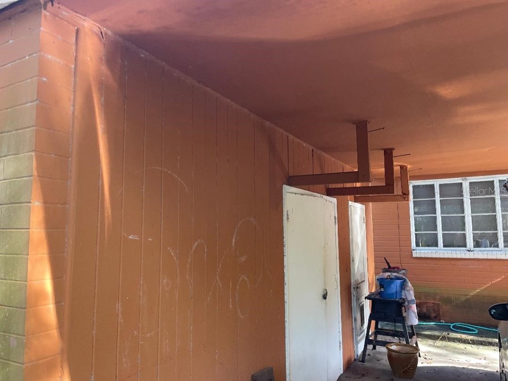 1305 NE 7th Terrace Gainesville FL 32601 GC533700 image4