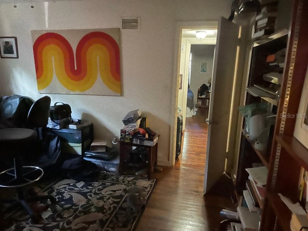 1305 NE 7th Terrace Gainesville FL 32601 GC533700 image8