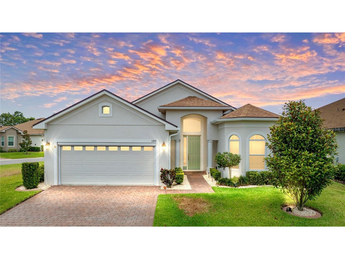 1305 Oakmont Drive Winter Haven FL 33884 P4930433 image1