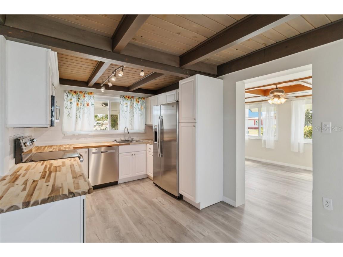 1305 Rocky Creek Lane Englewood FL 34224 D6145009 image11