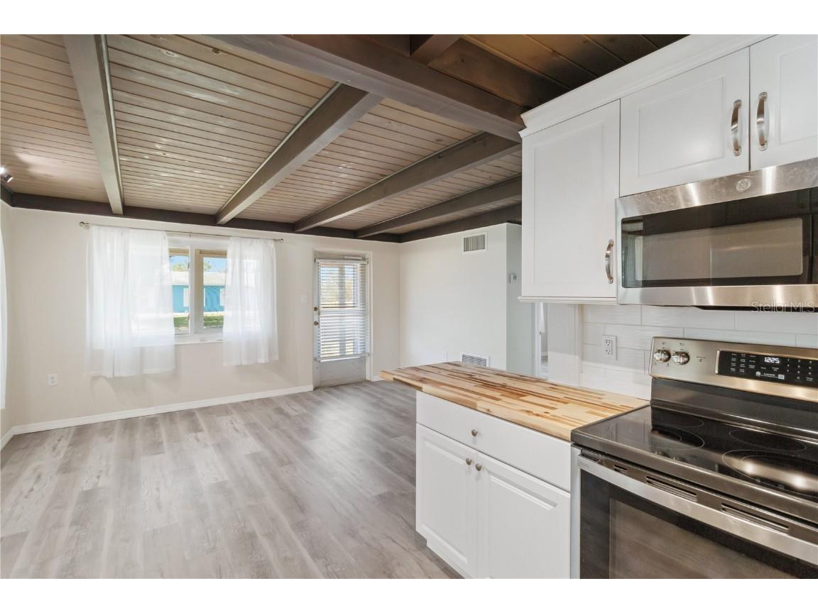 1305 Rocky Creek Lane Englewood FL 34224 D6145009 image12