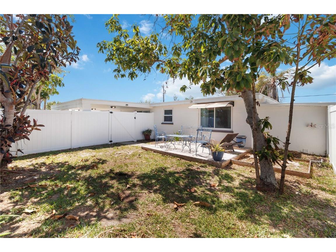 1305 Rocky Creek Lane Englewood FL 34224 D6145009 image16